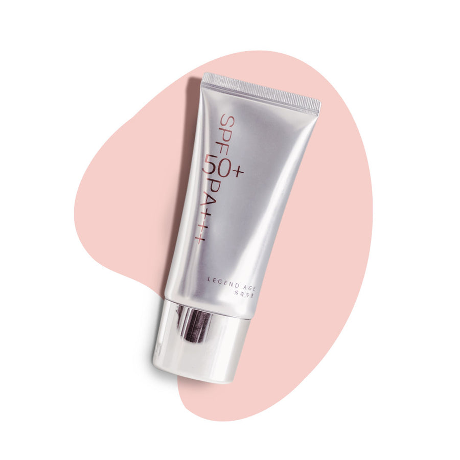 Brightening Sunscreen | SPF 50+ | PA+++ | No White Cast | Nourishing Main image