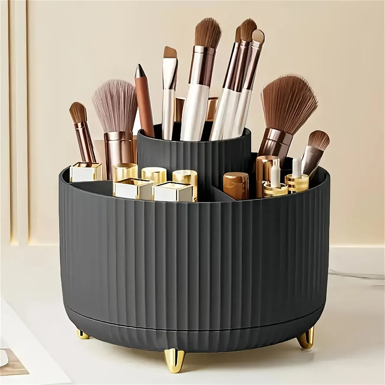 360-degree rotating makeup product storage box (black) - 1 plastic makeup storage box with 5 compartments inside - A multi-functional storage rack for makeup brushes, lipsticks, skincare products and stationery - A durable and odorless desktop storage box Main image